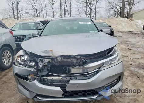 2017 Honda Accord Ex z USA, uszkodzony, nr VIN 1HGCR2F72HA269045